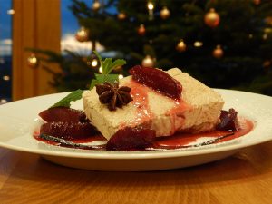 Lebkuchen Parfait auf der Karte des Heckers Restaurants.